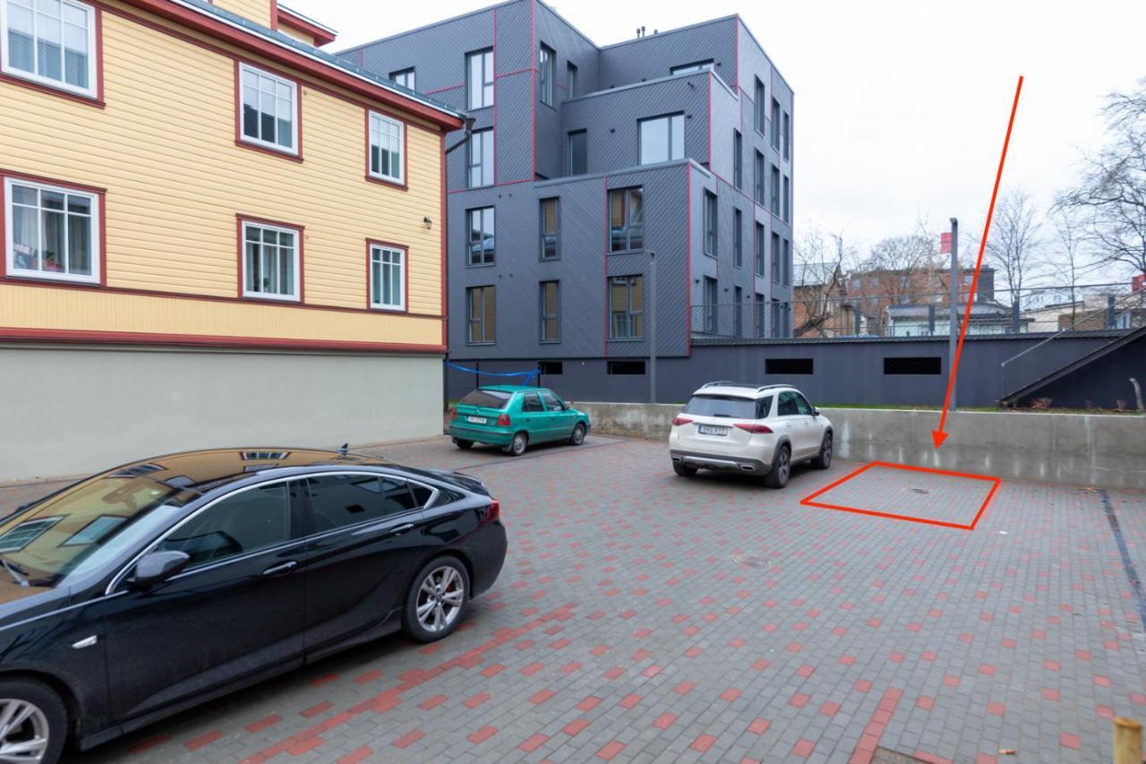 Charming 1Br In Superb Location, Free Parking & Wi-Fi Apartment ทาลลินน์ ภายนอก รูปภาพ